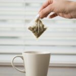 7 beneficii pentru sănătate ale unei cești zilnice de ceai